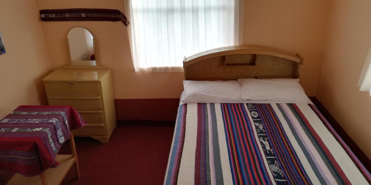 Taquile Hospedaje Mario Huillanopampa Room photo