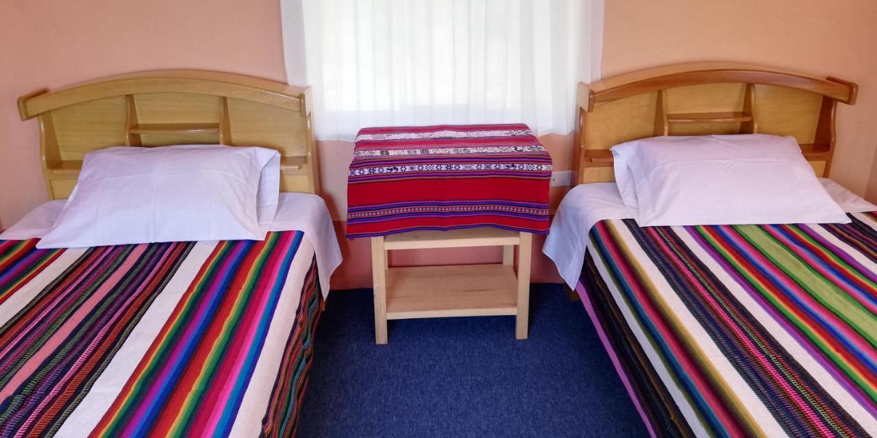 Taquile Hospedaje Mario Huillanopampa Room photo